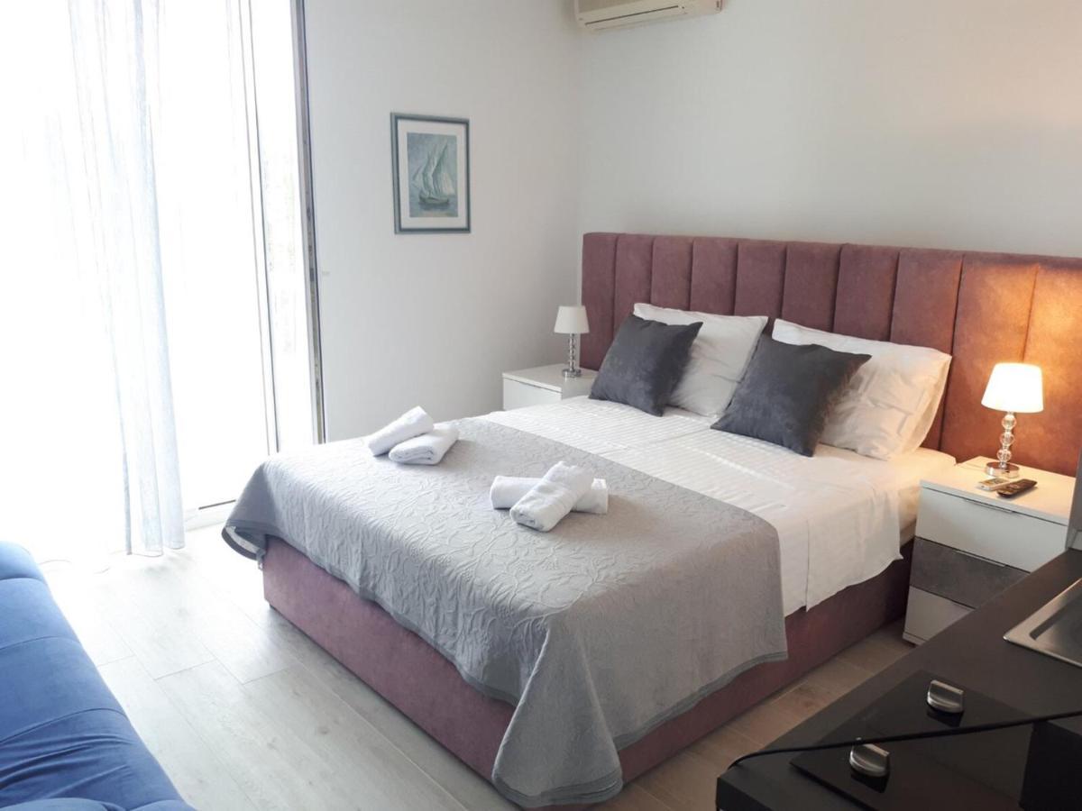 Villa Rosso Baška Voda Kültér fotó