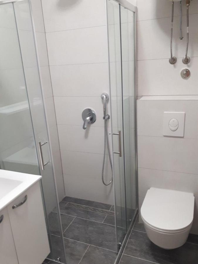 Villa Rosso Baška Voda Kültér fotó