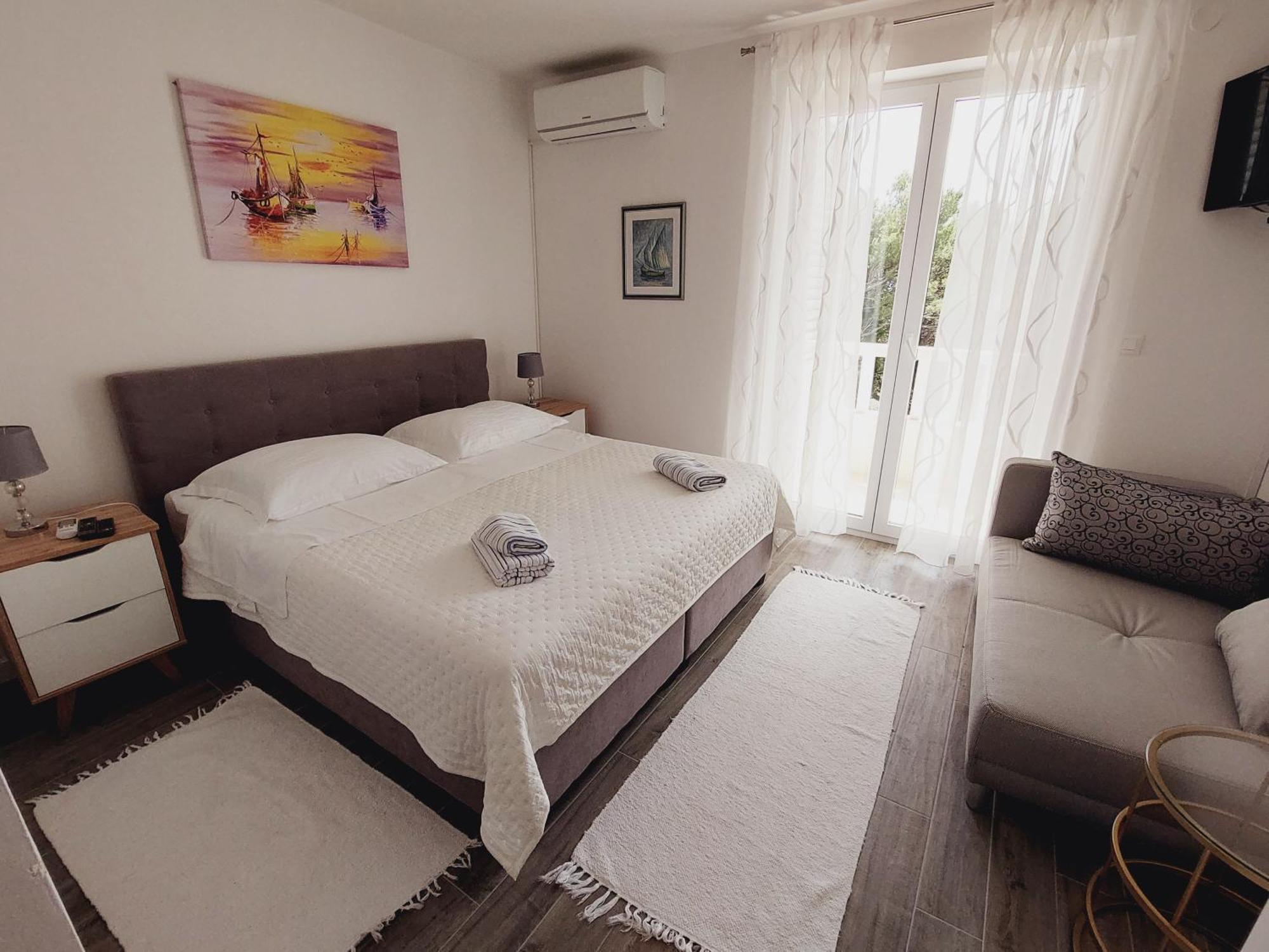 Villa Rosso Baška Voda Szoba fotó